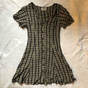 URBAN OUTFITTERS button up checkered dress